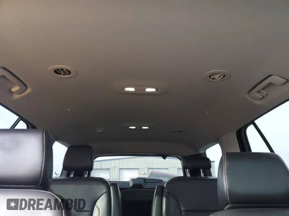 2018 Chevrolet Traverse RS с VIN 1GNERJKX0JJ169613, выставлен на аукционе Copart как лот 88302175 с пробегом 99 975 миль миль и Списание • Salvage title. История ставок и продаж доступна на DreamBid. Изображение 10.