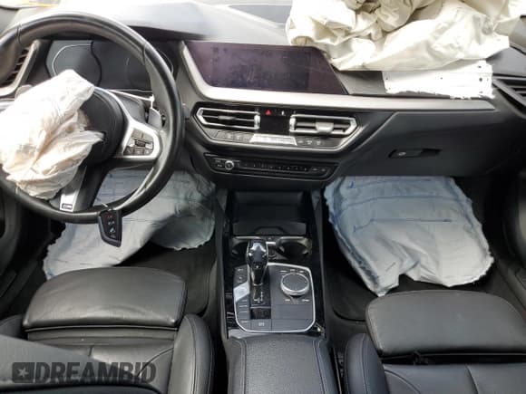 ✅ 2020 BMW 2 Series M235i xDrive • VIN: WBA13AL05L7F65286 • Lot: 64233602. Wystawiony na Copart z przebiegiem 29 392 mil. Bezpłatny archiwum sprzedaży aukcyjnych z USA i szczegółowy raport historii pojazdu na DreamBid. Zdjęcie 9.