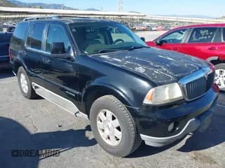 ✅ 2004 Lincoln Aviator Luxury • VIN: 5LMEU68H84ZJ07959 • Lot: 42008636. Wystawiony na IAAI z przebiegiem Nie podano. Bezpłatny archiwum sprzedaży aukcyjnych z USA i szczegółowy raport historii pojazdu na DreamBid. Zdjęcie 1.