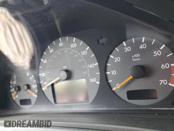 ✅ 2003 Mercedes-Benz CLK 430 • VIN: WDBLK70G33T138176 • Лот: 62692225. Опубликован ранее на Copart с пробегом Не указан. Бесплатный доступ к архиву аукционных продаж из США и подробный отчёт об истории автомобиля на DreamBid. Изображение 9.