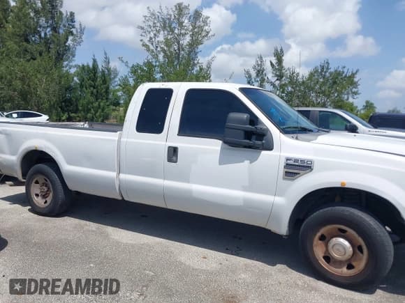 ✅ 2008 Ford F-250 XL • VIN: 1FTSX20508EB18222 • Lot: 42505809. Listed on IAAI with 292,658 mi. Free auction sales archive from the USA and detailed vehicle history report at DreamBid. Image 13.