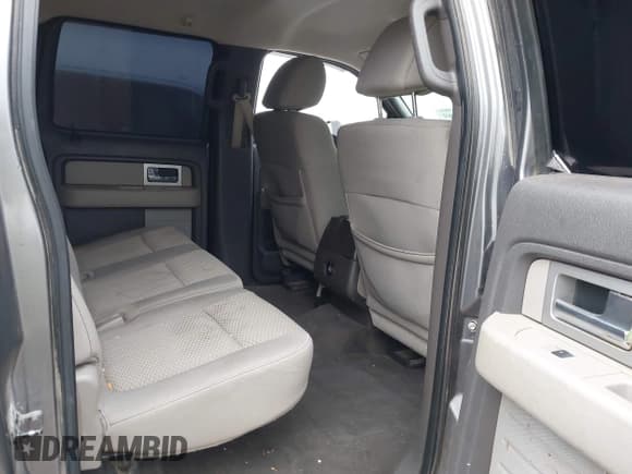✅ 2010 Ford F-150 XL • VIN: 1FTFW1EV6AFD25284 • Lot: 43541169. Listed on IAAI with Not provided. Free auction sales archive from the USA and detailed vehicle history report at DreamBid. Image 8.