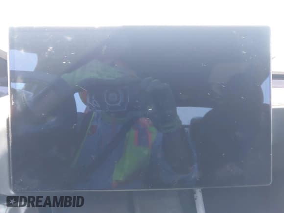 ✅ 2022 Tesla Model X Plaid • VIN: 7SAXCBE60NF351677 • Lot: 42449123. Wystawiony na IAAI z przebiegiem Nie podano. Bezpłatny archiwum sprzedaży aukcyjnych z USA i szczegółowy raport historii pojazdu na DreamBid. Zdjęcie 18.