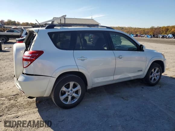 ✅ 2009 Toyota RAV4 Limited • VIN: JTMBF31V395015384 • Lot: 90015835. Listed on Copart with 124,093 mi. Free auction sales archive from the USA and detailed vehicle history report at DreamBid. Image 3.