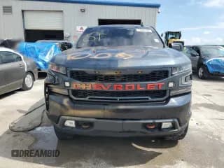 ✅ 2021 Chevrolet Silverado 1500 Custom Trail Boss • VIN: 3GCPYCEL7MG178503 • Lot: 71582184. Wystawiony na Copart z przebiegiem 59 669 mil. Bezpłatny archiwum sprzedaży aukcyjnych z USA i szczegółowy raport historii pojazdu na DreamBid. Zdjęcie 5.