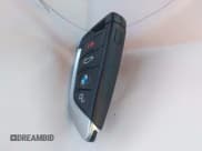 ✅ 2021 BMW 2 Series 228i • VIN: WBA53AK07M7H90359 • Lot: 42481336. Wystawiony na IAAI z przebiegiem 53 852 mil. Bezpłatny archiwum sprzedaży aukcyjnych z USA i szczegółowy raport historii pojazdu na DreamBid. Zdjęcie 11.