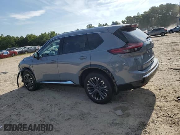 ✅ 2024 Nissan Rogue Platinum • VIN: JN8BT3DD3RW250734 • Lot: 63742105. Listed on Copart with 24,189 mi. Free auction sales archive from the USA and detailed vehicle history report at DreamBid. Image 2.
