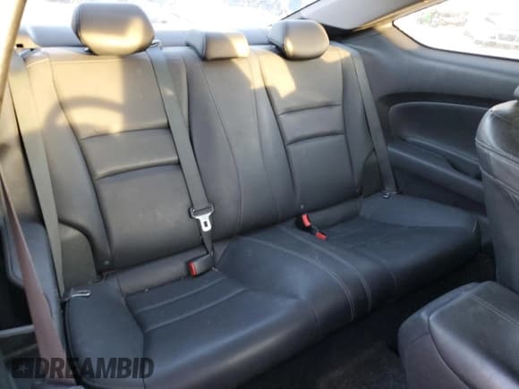 ✅ 2013 Honda Accord EX-L • VIN: 1HGCT2A89DA004974 • Lot: 92279875. Wystawiony na Copart z przebiegiem 223 406 mil. Bezpłatny archiwum sprzedaży aukcyjnych z USA i szczegółowy raport historii pojazdu na DreamBid. Zdjęcie 10.