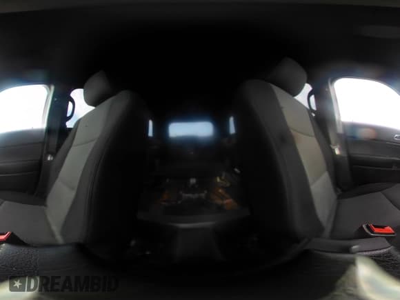 ✅ 2014 Ford Police Interceptor Utility • VIN: 1FM5K8AR6EGB85550 • Lot: 42127616. Wystawiony na IAAI z przebiegiem 81 344 mil. Bezpłatny archiwum sprzedaży aukcyjnych z USA i szczegółowy raport historii pojazdu na DreamBid. Zdjęcie 18.