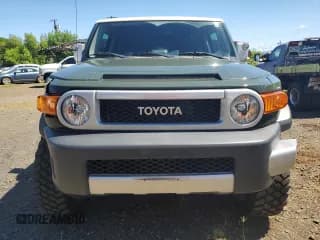 ✅ 2013 Toyota FJ Cruiser • VIN: JTEBU4BF0DK159709 • Лот: 82435565. Опубликован ранее на Copart с пробегом 107 088 миль. Бесплатный доступ к архиву аукционных продаж из США и подробный отчёт об истории автомобиля на DreamBid. Изображение 5.