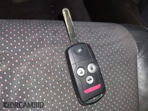 ✅ 2013 Acura TSX Special Edition • VIN: JH4CU2F82DC004208 • Lot: 43318164. Listed on IAAI with 174,436 mi. Free auction sales archive from the USA and detailed vehicle history report at DreamBid. Image 11.