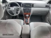 ✅ 2007 Toyota Corolla LE • VIN: 2T1BR30E07C772378 • Лот: 92955445. Опубликован ранее на Copart с пробегом 97 507 миль. Бесплатный доступ к архиву аукционных продаж из США и подробный отчёт об истории автомобиля на DreamBid. Изображение 8.