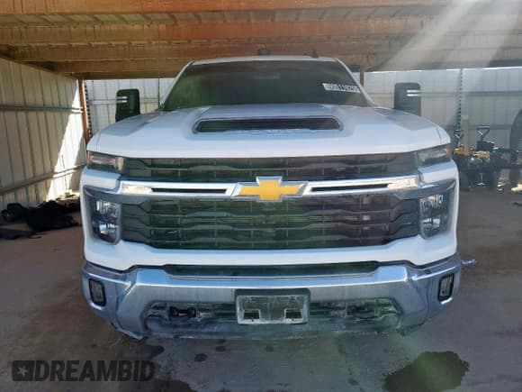 ✅ 2024 Chevrolet Silverado 2500HD LT • VIN: 1GC4YNE74RF239171 • Лот: 90011025. Опубликован ранее на Copart с пробегом 22 902 миль. Бесплатный доступ к архиву аукционных продаж из США и подробный отчёт об истории автомобиля на DreamBid. Изображение 5.