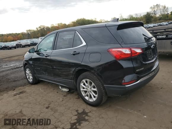✅ 2020 Chevrolet Equinox LT • VIN: 2GNAXUEV7L6143011 • Lot: 86133505. Listed on Copart with 136,880 mi. Free auction sales archive from the USA and detailed vehicle history report at DreamBid. Image 2.