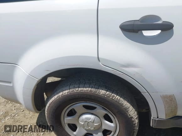 ✅ 2008 Ford Escape XLS • VIN: 1FMCU02Z18KD39486 • Lot: 42311893. Listed on IAAI with 145,210 mi. Free auction sales archive from the USA and detailed vehicle history report at DreamBid. Image 6.