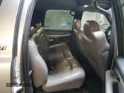 ✅ 2002 Chevrolet Suburban LS • VIN: 3GNFK16Z62G196208 • Лот: 84860674. Опубликован ранее на Copart с пробегом 404 879 миль. Бесплатный доступ к архиву аукционных продаж из США и подробный отчёт об истории автомобиля на DreamBid. Изображение 11.