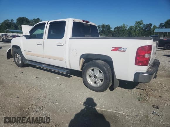 ✅ 2007 Chevrolet Silverado 1500 LTZ • VIN: 2GCEC13JX71543040 • Lot: 66384615. Listed on Copart with Not provided. Free auction sales archive from the USA and detailed vehicle history report at DreamBid. Image 2.