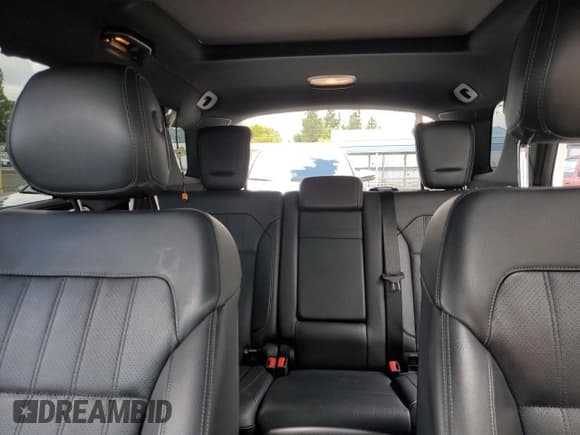 ✅ 2017 Mercedes-Benz GLE 350 • VIN: 4JGDA5JB8HA949079 • Lot: 82505855. Listed on Copart with 84,705 mi. Free auction sales archive from the USA and detailed vehicle history report at DreamBid. Image 10.