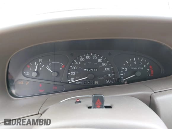 ✅ 1998 Ford Escort ZX2 Cool • VIN: 3FAKP1132WR262085 • Лот: 42350848. Опубликован ранее на IAAI с пробегом 90 413 миль. Бесплатный доступ к архиву аукционных продаж из США и подробный отчёт об истории автомобиля на DreamBid. Изображение 7.