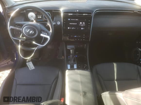 ✅ 2022 Hyundai Tucson SEL • VIN: 5NMJCCAE8NH151781 • Lot: 68097072. Wystawiony na Copart z przebiegiem 2 169 mil. Bezpłatny archiwum sprzedaży aukcyjnych z USA i szczegółowy raport historii pojazdu na DreamBid. Zdjęcie 8.