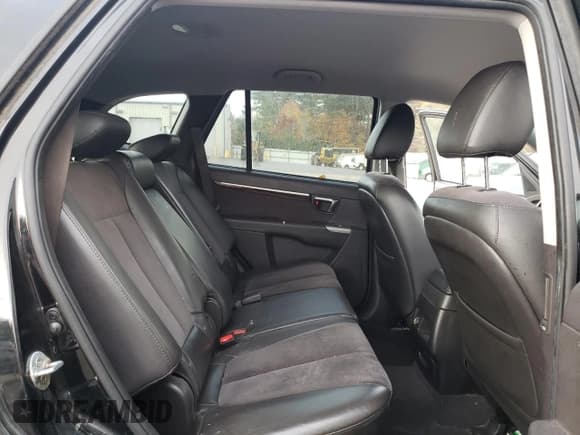 ✅ 2011 Hyundai Santa Fe SE • VIN: 5XYZHDAG5BG075485 • Lot: 78795724. Listed on Copart with 208,862 mi. Free auction sales archive from the USA and detailed vehicle history report at DreamBid. Image 11.