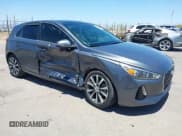 ✅ 2019 Hyundai Elantra • VIN: KMHH35LE6KU109519 • Lot: 42440088. Wystawiony na IAAI z przebiegiem 46 671 mil. Bezpłatny archiwum sprzedaży aukcyjnych z USA i szczegółowy raport historii pojazdu na DreamBid. Zdjęcie 1.