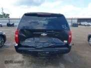 ✅ 2008 Chevrolet Suburban LTZ • VIN: 1GNFC160X8R252335 • Lot: 43109812. Wystawiony na IAAI z przebiegiem 324 571 mil. Bezpłatny archiwum sprzedaży aukcyjnych z USA i szczegółowy raport historii pojazdu na DreamBid. Zdjęcie 16.