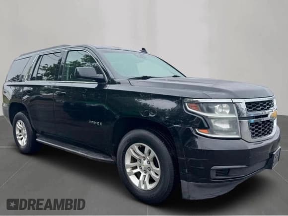 ✅ 2015 Chevrolet Tahoe LT • VIN: 1GNSKBKC4FR56770 • Lot: 68572545. Wystawiony na Copart z przebiegiem 203 448 mil. Bezpłatny archiwum sprzedaży aukcyjnych z USA i szczegółowy raport historii pojazdu na DreamBid. Zdjęcie 1.