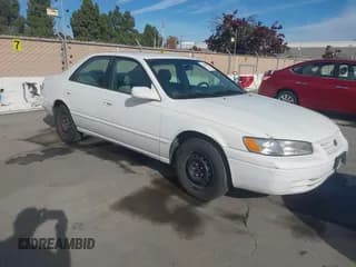 ✅ 1997 Toyota Camry LE • VIN: 4T1BG22KXVU760026 • Lot: 43838621. Listed on IAAI with 222,133 mi. Free auction sales archive from the USA and detailed vehicle history report at DreamBid. Image 1.