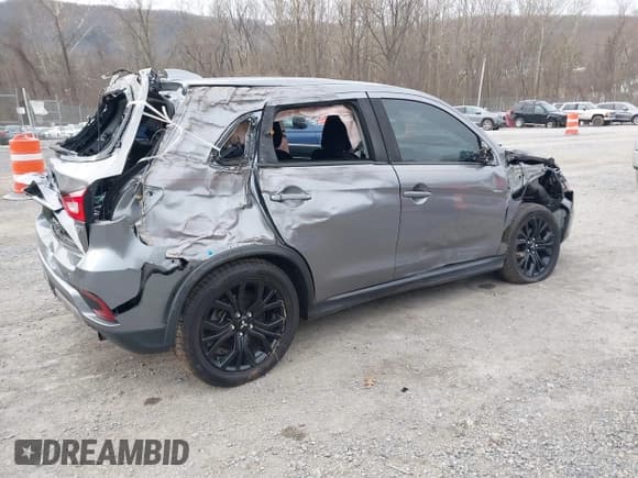✅ 2018 Mitsubishi Outlander ES • VIN: JA4AP3AU1JU014402 • Lot: 41749156. Listed on IAAI with 72,793 mi. Free auction sales archive from the USA and detailed vehicle history report at DreamBid. Image 4.