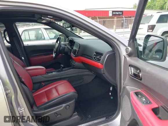 2021 Dodge Durango R/T with VIN 1C4SDJCT6MC879260, listed as a IAAI auction lot 42709837 with 59,646 mi miles and . Bid and sale history available at DreamBid. Image 5.