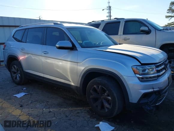 ✅ 2018 Volkswagen Atlas SE • VIN: 1V2CP2CA6JC595850 • Lot: 41344485. Listed on IAAI with 86,469 mi. Free auction sales archive from the USA and detailed vehicle history report at DreamBid. Image 1.