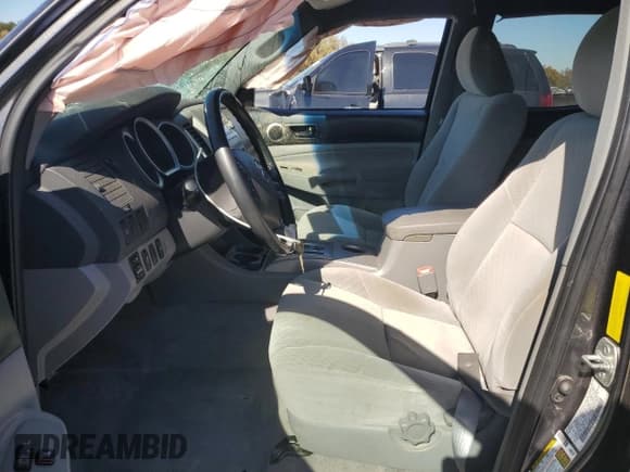 ✅ 2010 Toyota Tacoma PreRunner • VIN: 3TMJU4GN8AM101089 • Lot: 91391415. Listed on Copart with 138,870 mi. Free auction sales archive from the USA and detailed vehicle history report at DreamBid. Image 7.