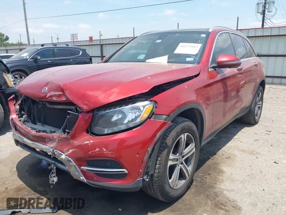 ✅ 2019 Mercedes-Benz GLC 300 • VIN: WDC0G4JB6KV150715 • Lot: 42277183. Listed on IAAI with 109,335 mi. Free auction sales archive from the USA and detailed vehicle history report at DreamBid. Image 17.