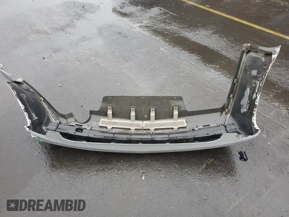 ✅ 2011 Cadillac CTS • VIN: 1G6DA5EY2B0171624 • Lot: 81543384. Listed on Copart with 322,767 mi. Free auction sales archive from the USA and detailed vehicle history report at DreamBid. Image 12.