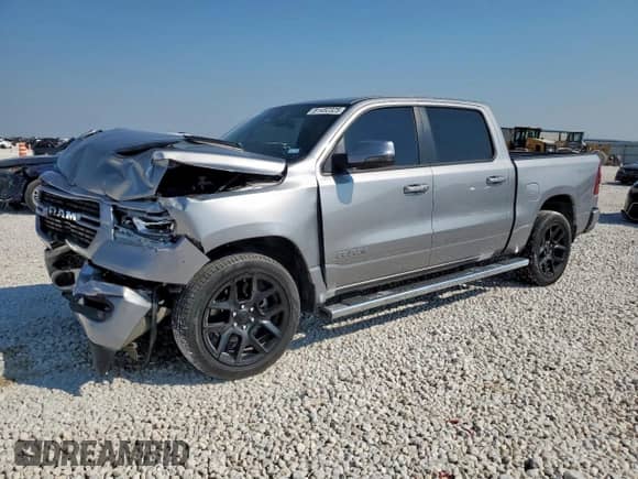 2023 Ram 1500 Laramie z VIN 1C6SRFJT7PN662379, wystawiony jako Copart lot #81452325 z przebiegiem 27 254 mil mil oraz Szkoda całkowita • Salvage title. Historia ofert i sprzedaży dostępna na DreamBid. Obrazek 1.