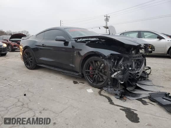 2020 Ford Mustang Shelby GT500 with VIN 1FA6P8SJ9L5505512, listed as a Copart auction lot 83252424 with 27,692 mi miles and Clean title. Bid and sale history available at DreamBid. Image 4.