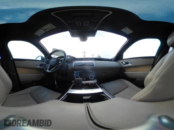 ✅ 2021 Land Rover Range Rover Velar S • VIN: SALYJ2EX5MA317363 • Лот: 41678680. Опубликован ранее на IAAI с пробегом 19 151 миль. Бесплатный доступ к архиву аукционных продаж из США и подробный отчёт об истории автомобиля на DreamBid. Изображение 18.