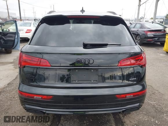✅ 2024 Audi Q5 S line Premium Plus • VIN: WA1EAAFY0R2041438 • Lot: 43740640. Wystawiony na IAAI z przebiegiem 21 309 mil. Bezpłatny archiwum sprzedaży aukcyjnych z USA i szczegółowy raport historii pojazdu na DreamBid. Zdjęcie 16.