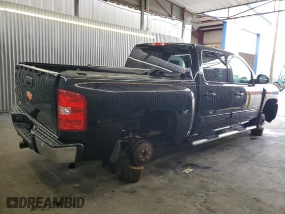 ✅ 2013 Chevrolet Silverado 1500 LTZ • VIN: 3GCPCTE07DG365373 • Lot: 71414845. Listed on Copart with 147,857 mi. Free auction sales archive from the USA and detailed vehicle history report at DreamBid. Image 3.