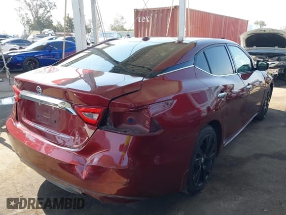 ✅ 2017 Nissan Maxima S • VIN: 1N4AA6AP0HC449856 • Lot: 42782937. Listed on IAAI with 84,308 mi. Free auction sales archive from the USA and detailed vehicle history report at DreamBid. Image 4.