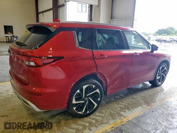 2023 Mitsubishi Outlander SEL с VIN JA4J3VA82PZ043185, выставлен на аукционе Copart как лот 60531525 с пробегом 22 039 миль миль и Списание • Salvage title. История ставок и продаж доступна на DreamBid. Изображение 3.