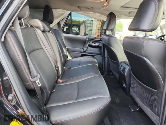 ✅ 2021 Toyota 4Runner TRD Pro • VIN: JTELU5JR5M5903552 • Лот: 80133915. Опубликован ранее на Copart с пробегом 55 284 миль. Бесплатный доступ к архиву аукционных продаж из США и подробный отчёт об истории автомобиля на DreamBid. Изображение 11.