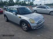 ✅ 2008 MINI Hardtop • VIN: WMWMF33518TT64654 • Лот: 42974183. Опубликован ранее на IAAI с пробегом 86 166 миль. Бесплатный доступ к архиву аукционных продаж из США и подробный отчёт об истории автомобиля на DreamBid. Изображение 1.
