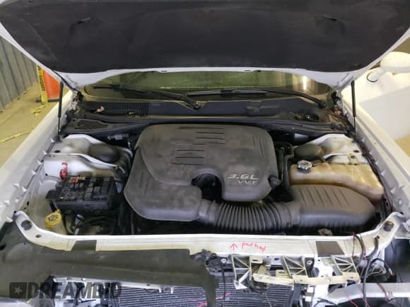 ✅ 2016 Dodge Challenger SXT Plus • VIN: 2C3CDZAG4GH352753 • Lot: 75312223. Wystawiony na Copart z przebiegiem 128 973 mil. Bezpłatny archiwum sprzedaży aukcyjnych z USA i szczegółowy raport historii pojazdu na DreamBid. Zdjęcie 11.