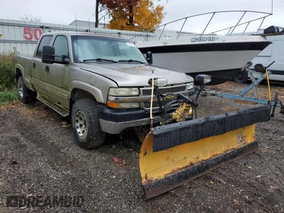 ✅ 2002 Chevrolet Silverado 2500HD LS • VIN: 1GCHK23192F157698 • Лот: 82444165. Опубликован ранее на Copart с пробегом 214 582 миль. Бесплатный доступ к архиву аукционных продаж из США и подробный отчёт об истории автомобиля на DreamBid. Изображение 4.