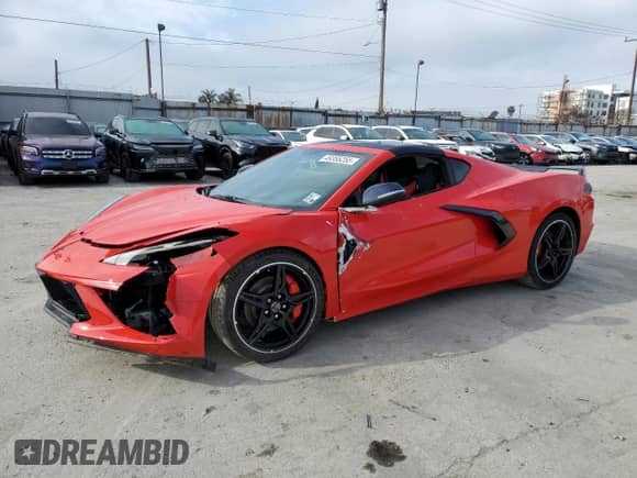 2021 Chevrolet Corvette 2LT z VIN 1G1YB2D41M5116427, wystawiony jako Copart lot #49355255 z przebiegiem 9 316 mil mil oraz Szkoda całkowita • Salvage title. Historia ofert i sprzedaży dostępna na DreamBid. Obrazek 1.