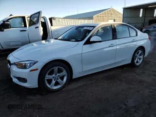 ✅ 2014 BMW 3 Series 328i xDrive • VIN: WBA3B5C52EF959185 • Lot: 90523435. Listed on Copart with 47,007 mi. Free auction sales archive from the USA and detailed vehicle history report at DreamBid. Image 1.