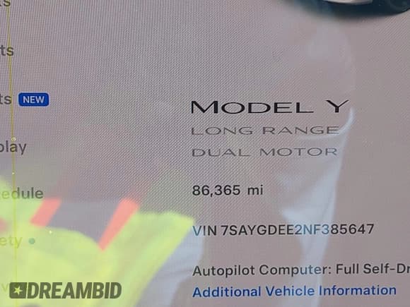 ✅ 2022 Tesla Model Y Long Range • VIN: 7SAYGDEE2NF385647 • Lot: 43434361. Wystawiony na IAAI z przebiegiem 86 365 mil. Bezpłatny archiwum sprzedaży aukcyjnych z USA i szczegółowy raport historii pojazdu na DreamBid. Zdjęcie 15.