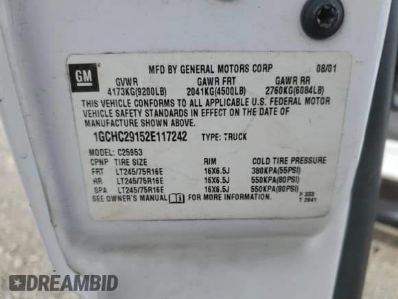 ✅ 2002 Chevrolet Silverado 2500HD LS • VIN: 1GCHC29152E117242 • Lot: 87448314. Wystawiony na Copart z przebiegiem 233 968 mil. Bezpłatny archiwum sprzedaży aukcyjnych z USA i szczegółowy raport historii pojazdu na DreamBid. Zdjęcie 12.